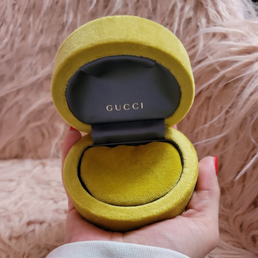 Gucci box
